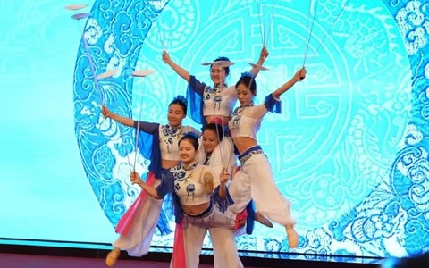 演艺演出